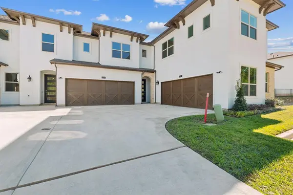 444 Waters Edge Drive #719, Hickory Creek, TX 75065