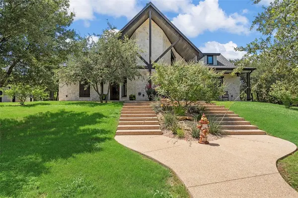 8029 North River Crossing, China Spring, TX 76633