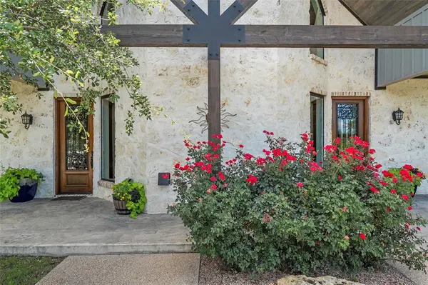 8029 North River Crossing, China Spring, TX 76633