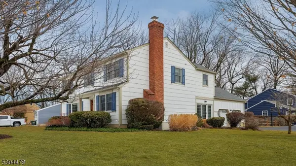 15 Columbia Dr, Bernardsville Boro, NJ 07924