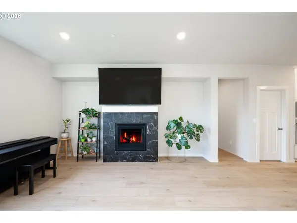 16800 SW DOWITCHER LN, Beaverton, OR 97007