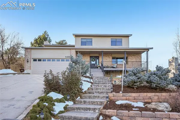 5368 W Cliff Point CIR, Colorado Springs, CO 80919