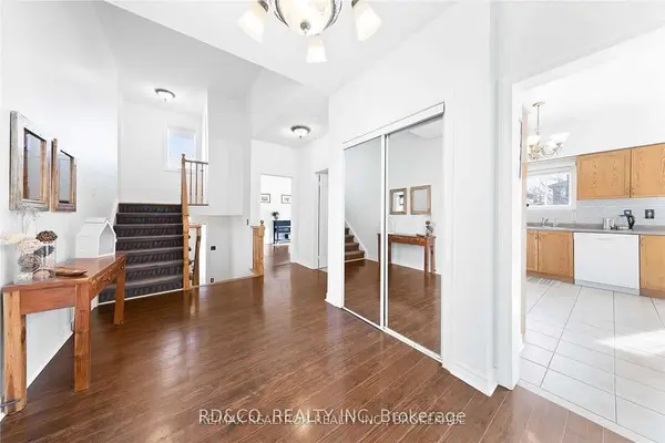 6 Depeuter CRES, Bradford West Gwillimbury, ON L3Z 3A4