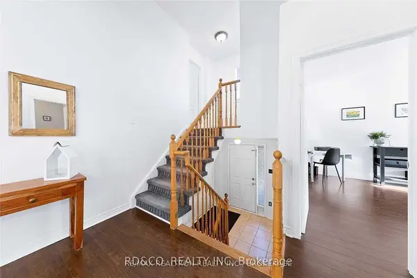 6 Depeuter CRES, Bradford West Gwillimbury, ON L3Z 3A4