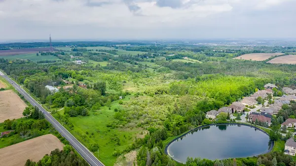 15763 Dufferin ST, King, ON L7B 1K5