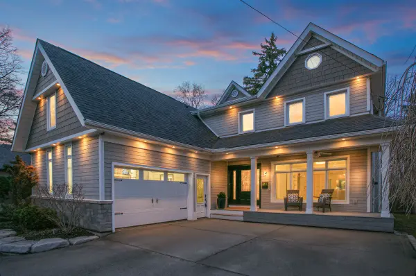 1593 Glenburnie RD, Mississauga, ON L5G 3C9