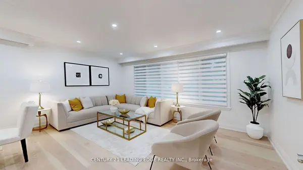 3070 O'Hagan DR, Mississauga, ON L5C 2C5