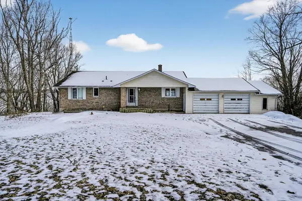 1327 1000 Islands Pkwy, Front Of Yonge, ON K0E 1R0