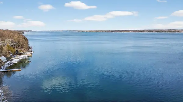 1327 1000 Islands Pkwy, Front Of Yonge, ON K0E 1R0