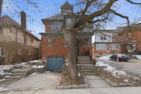 385 Stewart ST, Peterborough, ON K9H 4A9