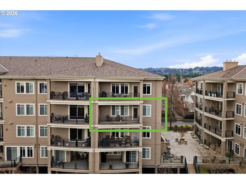 4884 NW PROMENADE TER #301, Portland, OR 97229