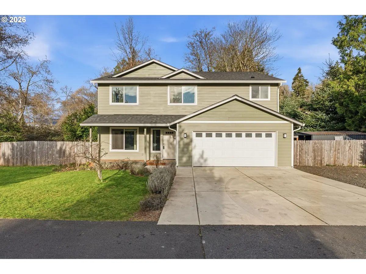 26 MARINA DR, Cathlamet, WA 98612