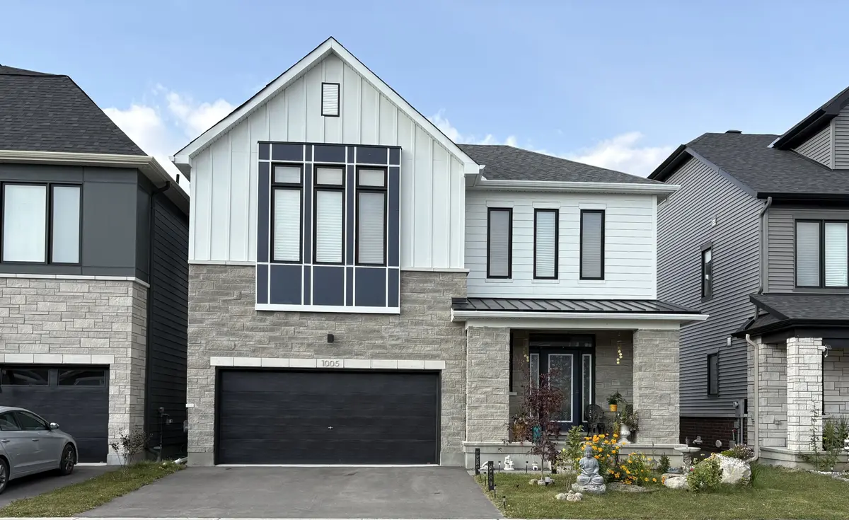 1005 Canoe ST, Barrhaven, ON K2J 7M5