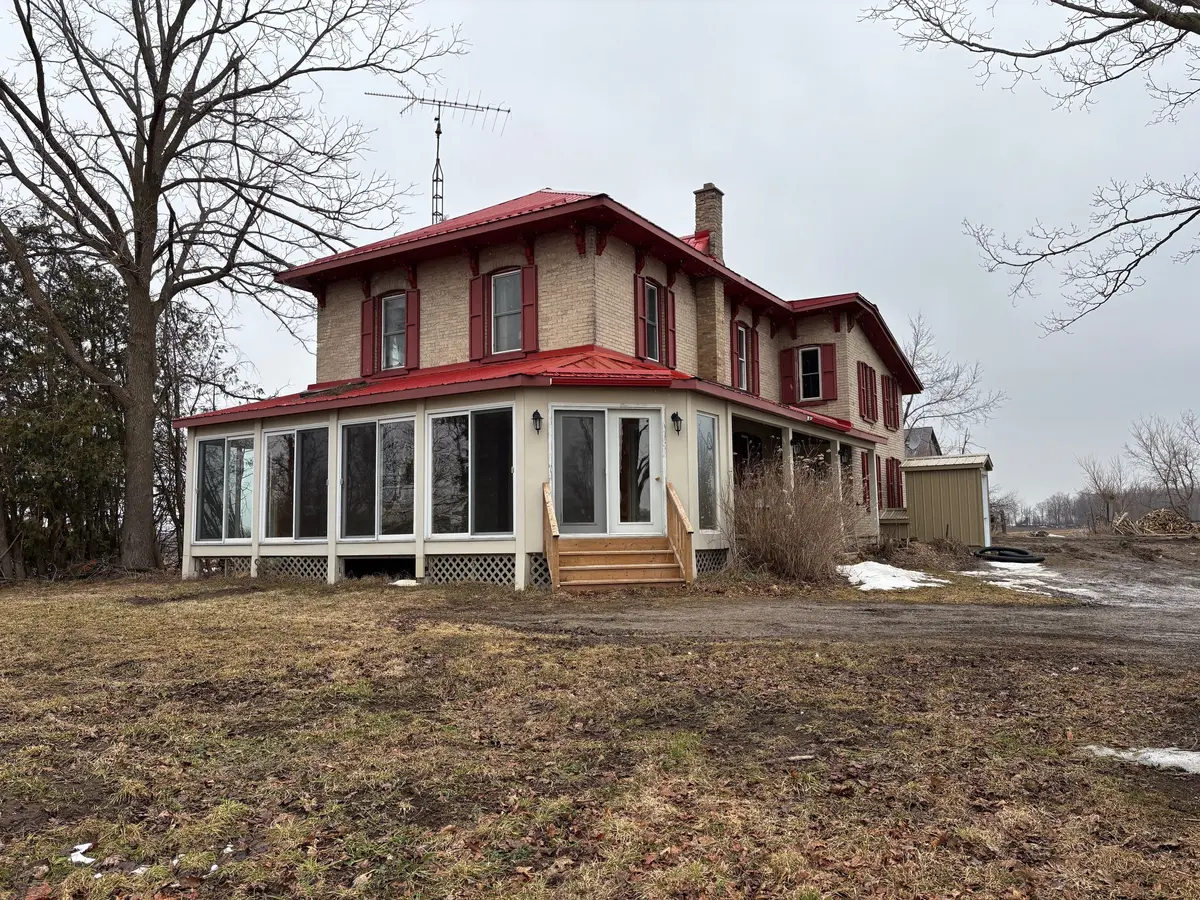 201 Crosswind RD, Kawartha Lakes, ON K0L 2W0