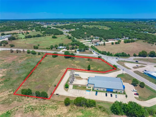 1425A N Bowie Drive, Weatherford, TX 76086