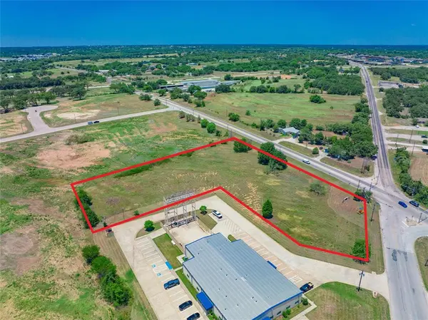 1425A N Bowie Drive, Weatherford, TX 76086