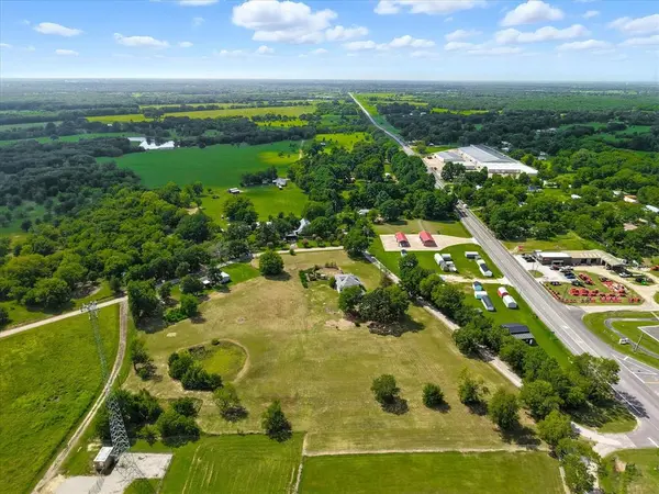 400 Katy Street, Alba, TX 75410