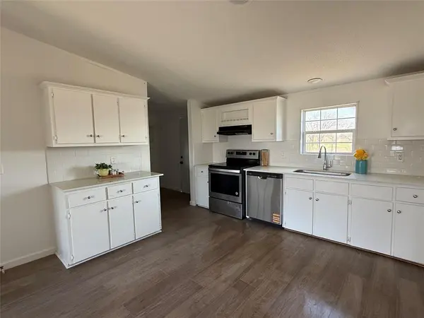 9022 Diamond Avenue, Kaufman, TX 75142