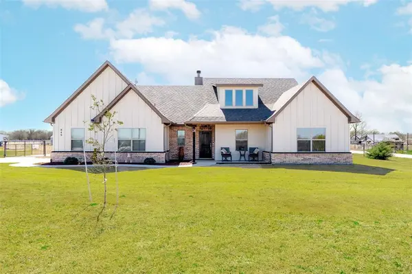 849 County Road 4764, Boyd, TX 76023