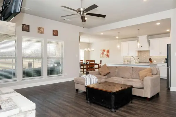 849 County Road 4764, Boyd, TX 76023