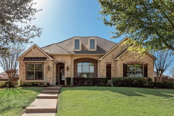 376 Redstone Drive, Sunnyvale, TX 75182