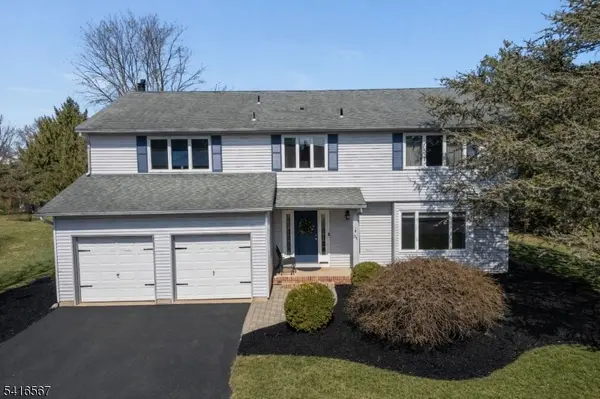 34 Aberdeen Circle, Raritan Twp., NJ 08822