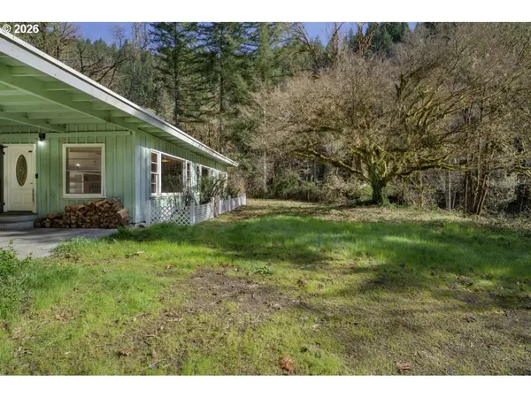 90136 GREEN CREEK RD, Deadwood, OR 97430