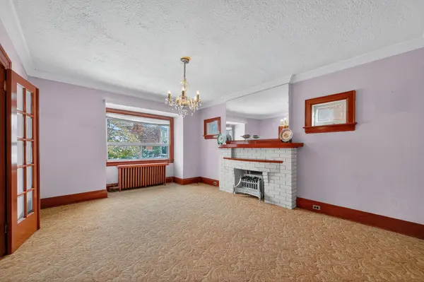 11 Heydon Park RD, Toronto C01, ON M6J 2C7