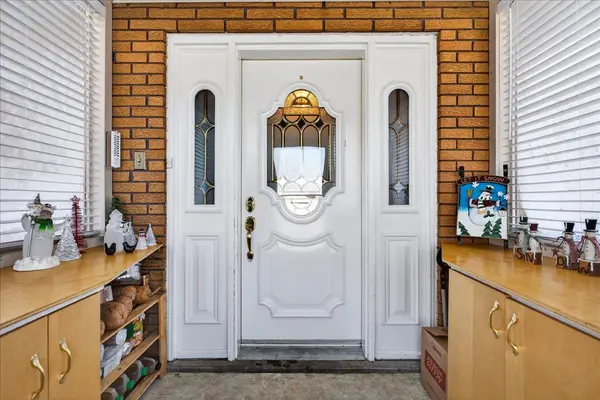 6695 10 Side Road, Innisfil, ON L9S 4S7