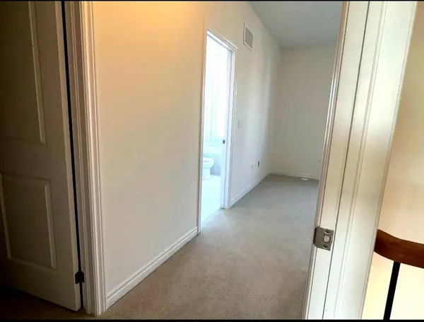 60 Inverary CRES, Vaughan, ON L4H 5G8