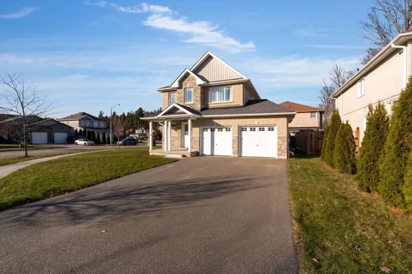 9 Mancini DR, Essa, ON L0M 1B1