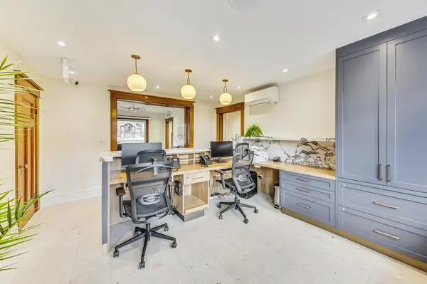 123 Collier ST, Barrie, ON L4M 1H5