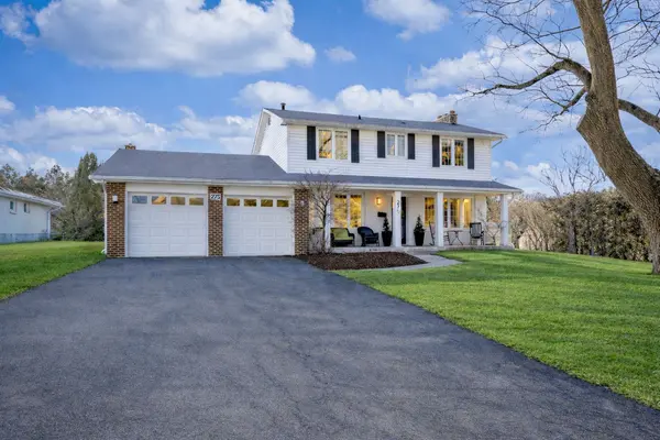 275 Camborne CRES, Burlington, ON L7N 2A4