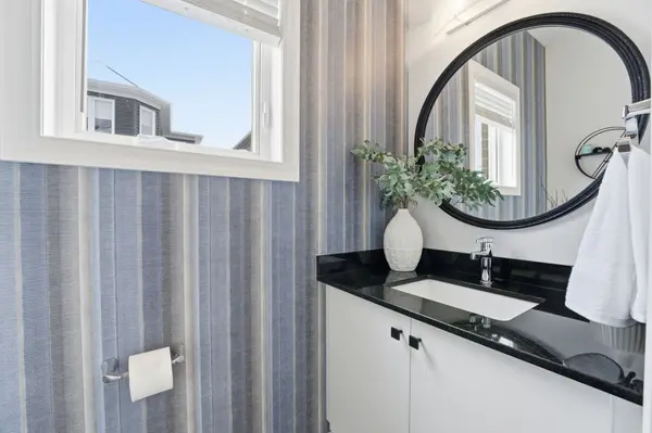 1 Bawcutt CRES, Brant, ON N3L 0G7