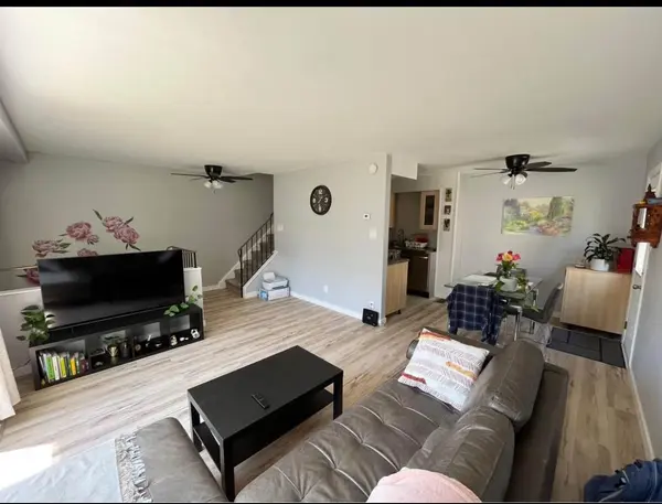 20 A Sonnet Crescent CRES #135, Bells Corners And South To Fallowfield, ON K2H 8W7