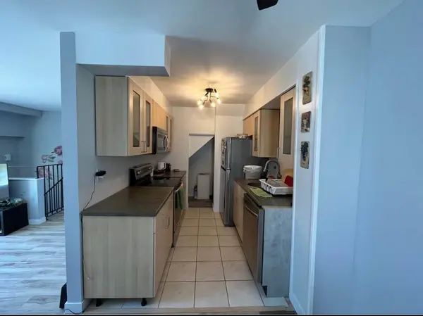 20 A Sonnet Crescent CRES #135, Bells Corners And South To Fallowfield, ON K2H 8W7