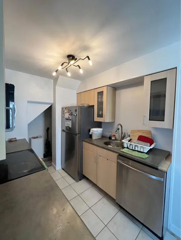 20 A Sonnet Crescent CRES #135, Bells Corners And South To Fallowfield, ON K2H 8W7