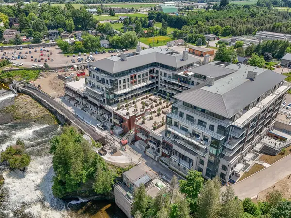 6523 Wellington 7 RD #410, Centre Wellington, ON N0B 1S0