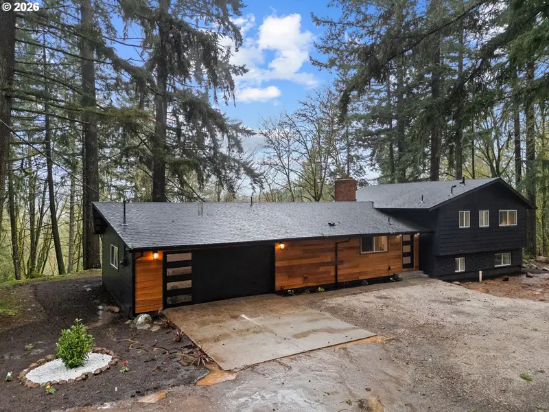 22420 S PARROT CREEK RD, Oregon City, OR 97045