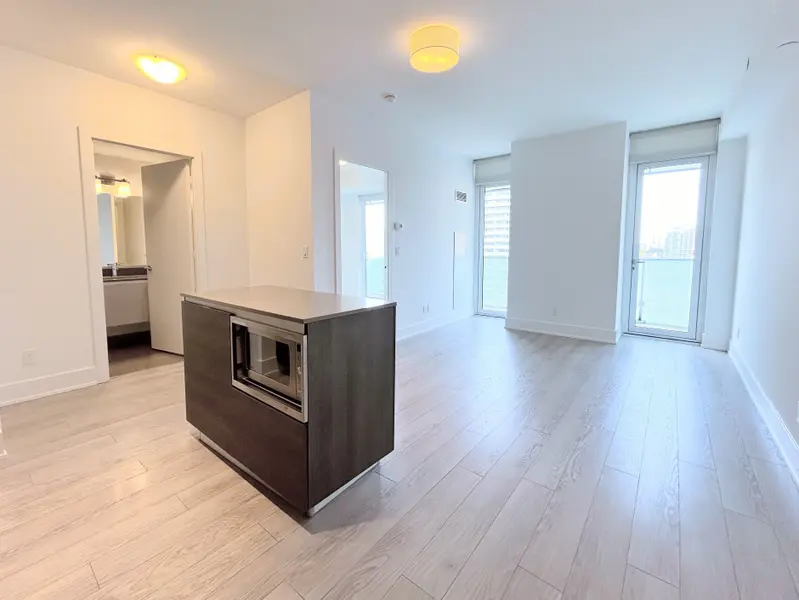 200 Bloor ST W #1208, Toronto C02, ON M5S 1T8