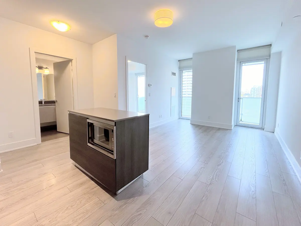 200 Bloor ST W #1208, Toronto C02, ON M5S 1T8