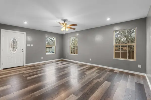 506 Orchard Street, Bowie, TX 76230