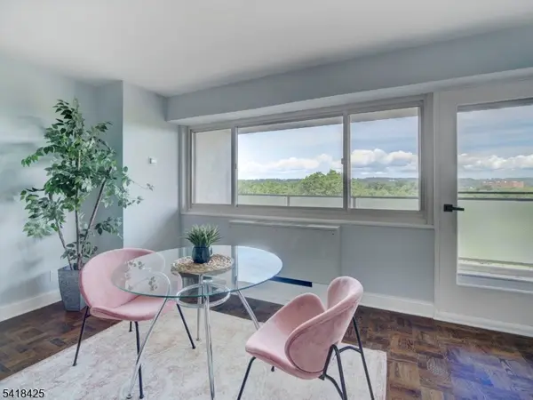 377 S Harrison Street #8I, East Orange City, NJ 07018