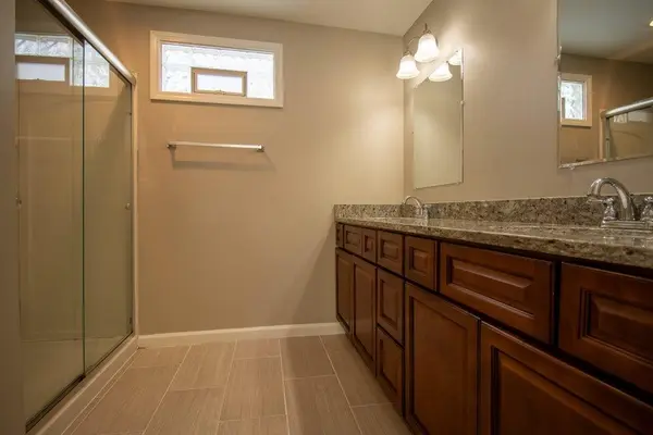 570 Wabash ST #1, Milan, MI 48160