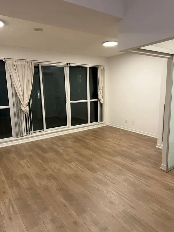 150 East Liberty ST E #1105, Toronto C01, ON M6K 3R5