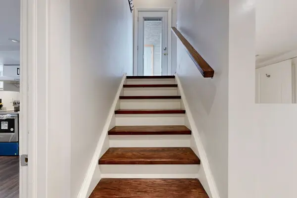 22 Shilton RD #Basement, Toronto E07, ON M1S 2J6