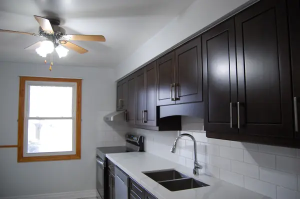 1122 Central Park BLVD N, Oshawa, ON L1G 7G8