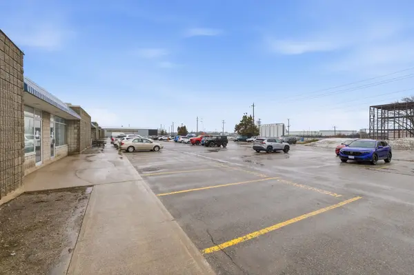 202 South Blair ST #10A, Whitby, ON L1N 8X9