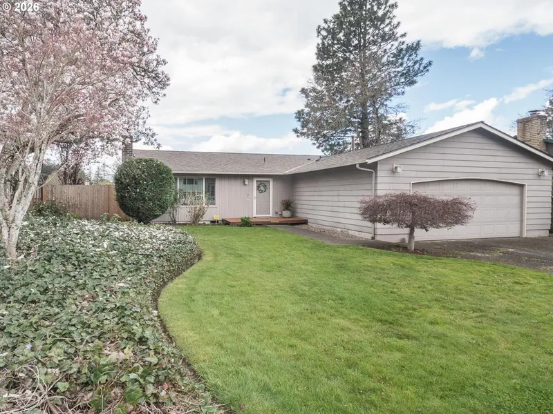 685 NE PALOMA AVE, Gresham, OR 97030