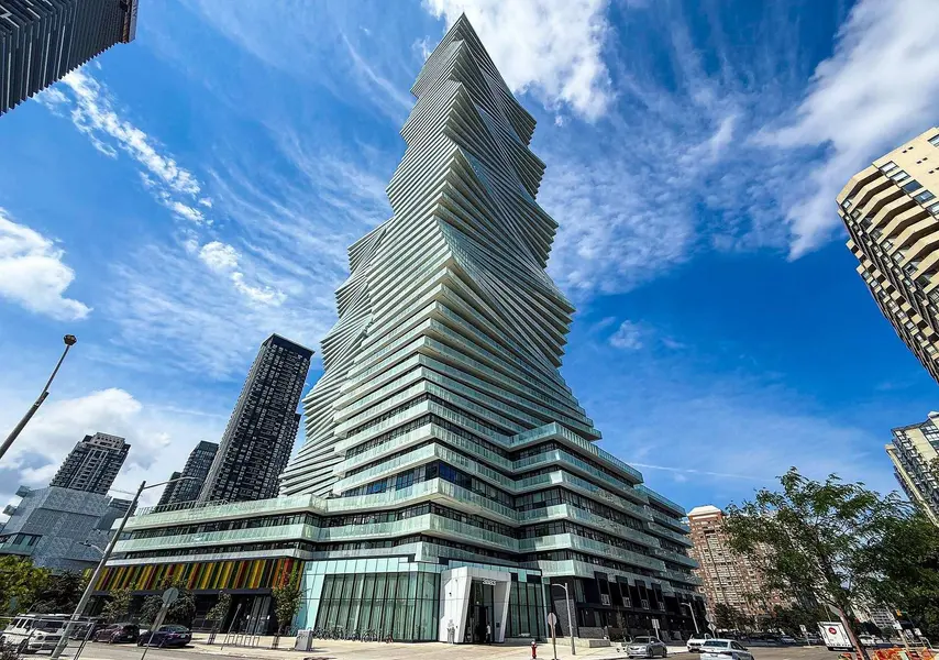 3883 Quartz RD #3112, Mississauga, ON L5B 0M4